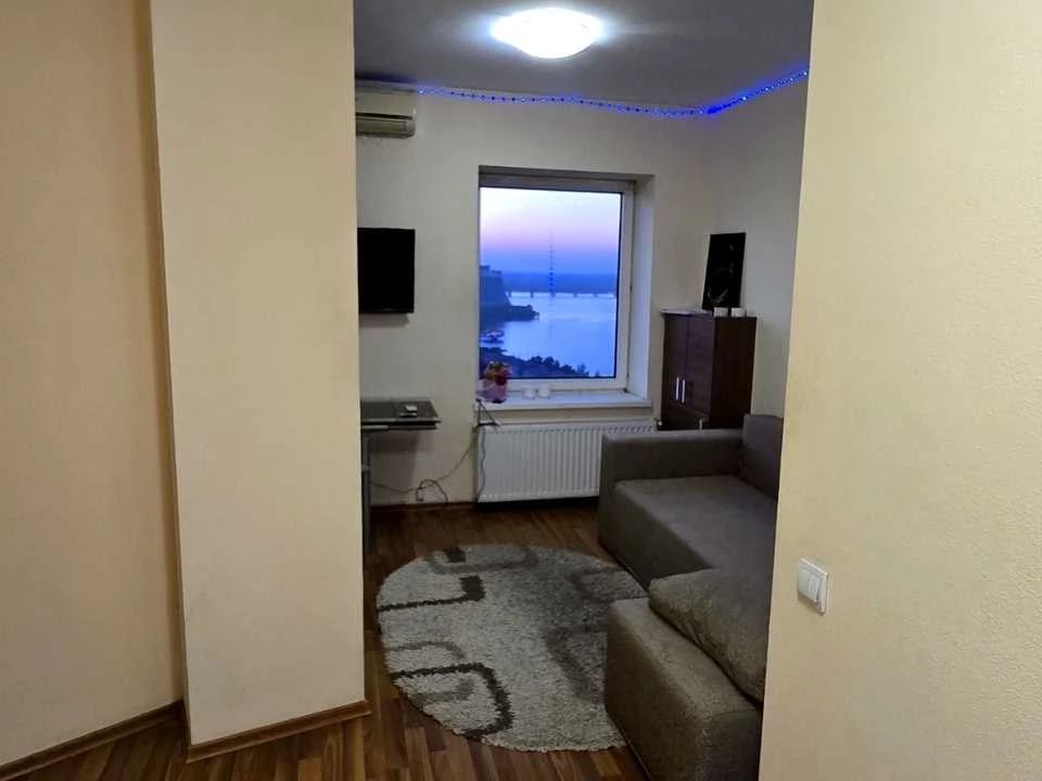 Apartment. Дніpro, Queen Elizabeth II Avenue