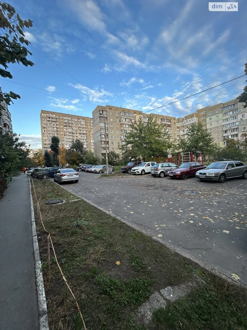 Продаж Квартира Троєщина