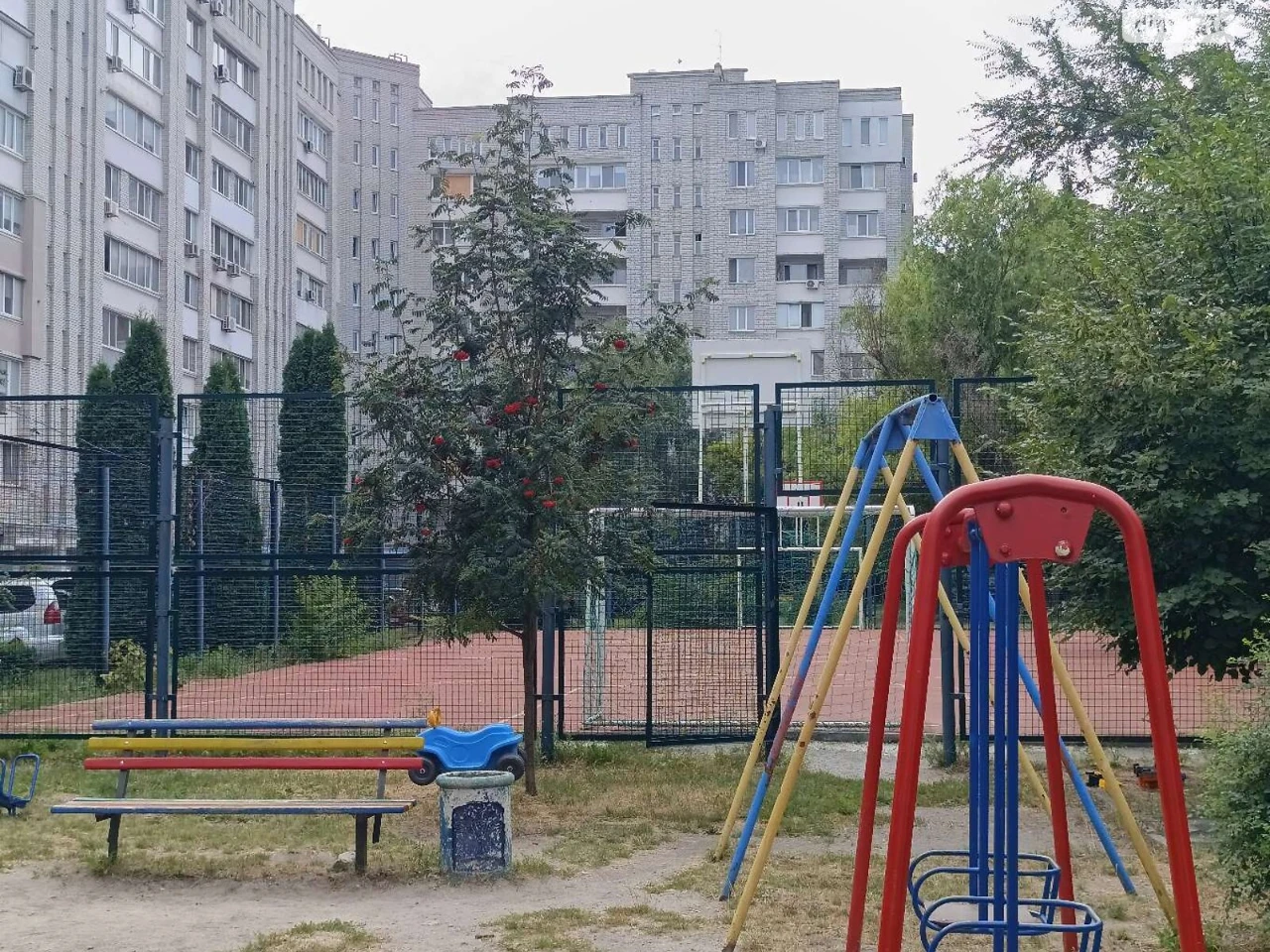 Продаж Квартира Титова