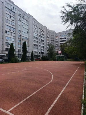 Продаж Квартира Титова