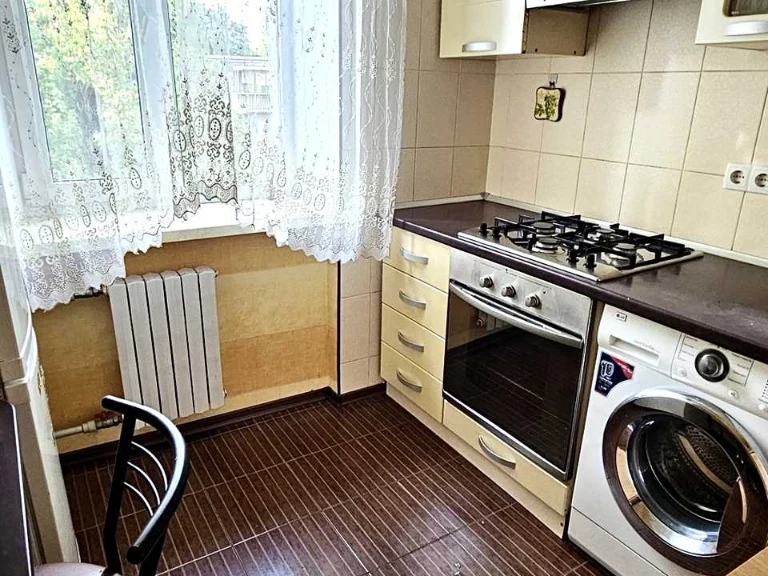 Apartment. Odessa, Varenenska St.