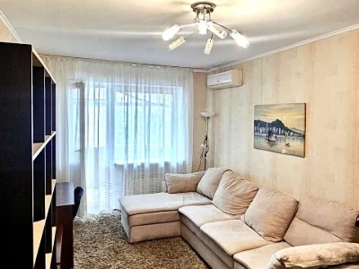 Apartment. Odessa, Varenenska St.