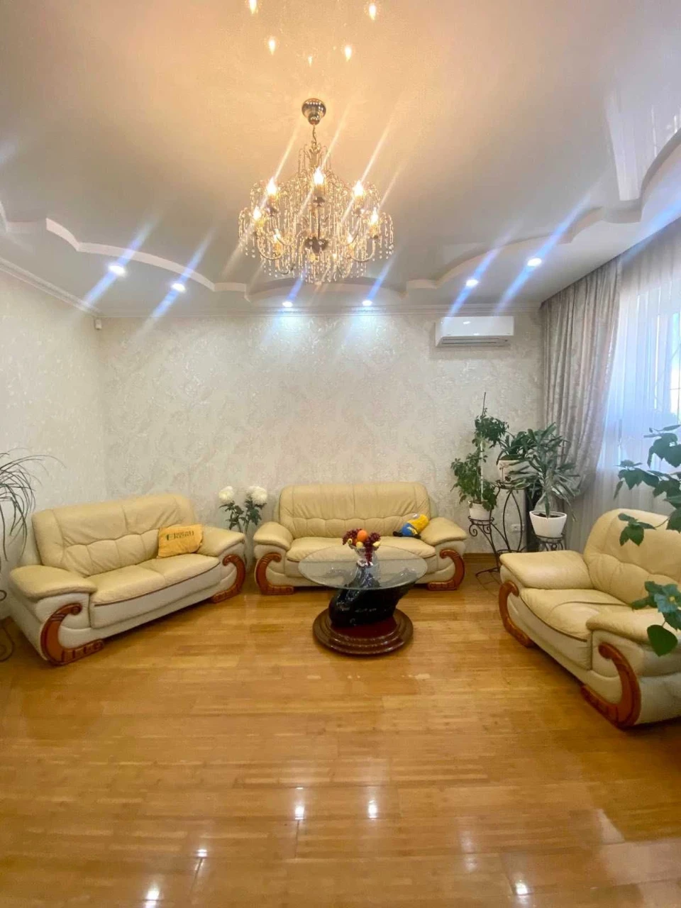 Продается дом, 2 этажа, в Молдаванце