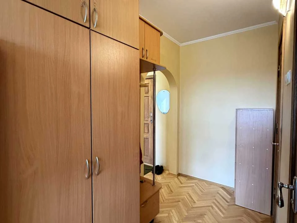 Квартира. Івано-Франківськ, вул. Гната Хоткевича