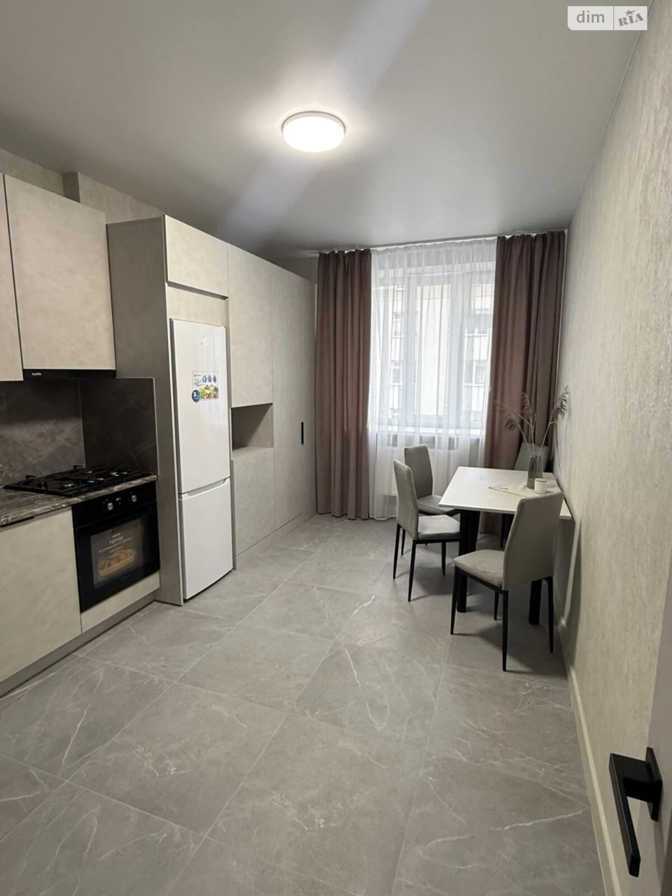 Apartment for Sale: Ozerna