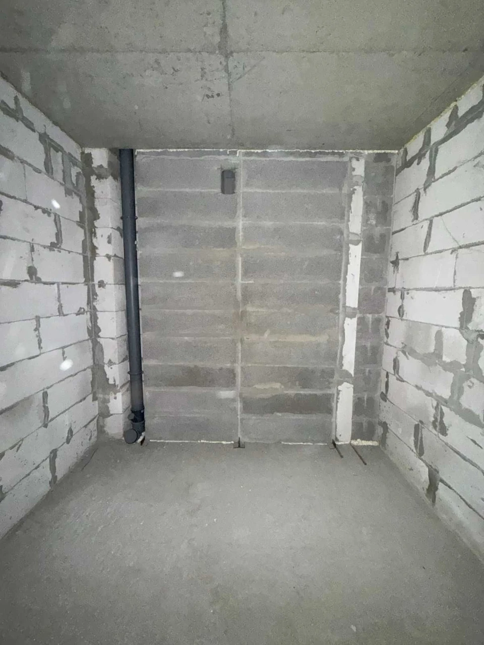 Продаж однокімнатної квартири, вул. Руднеська, 8.