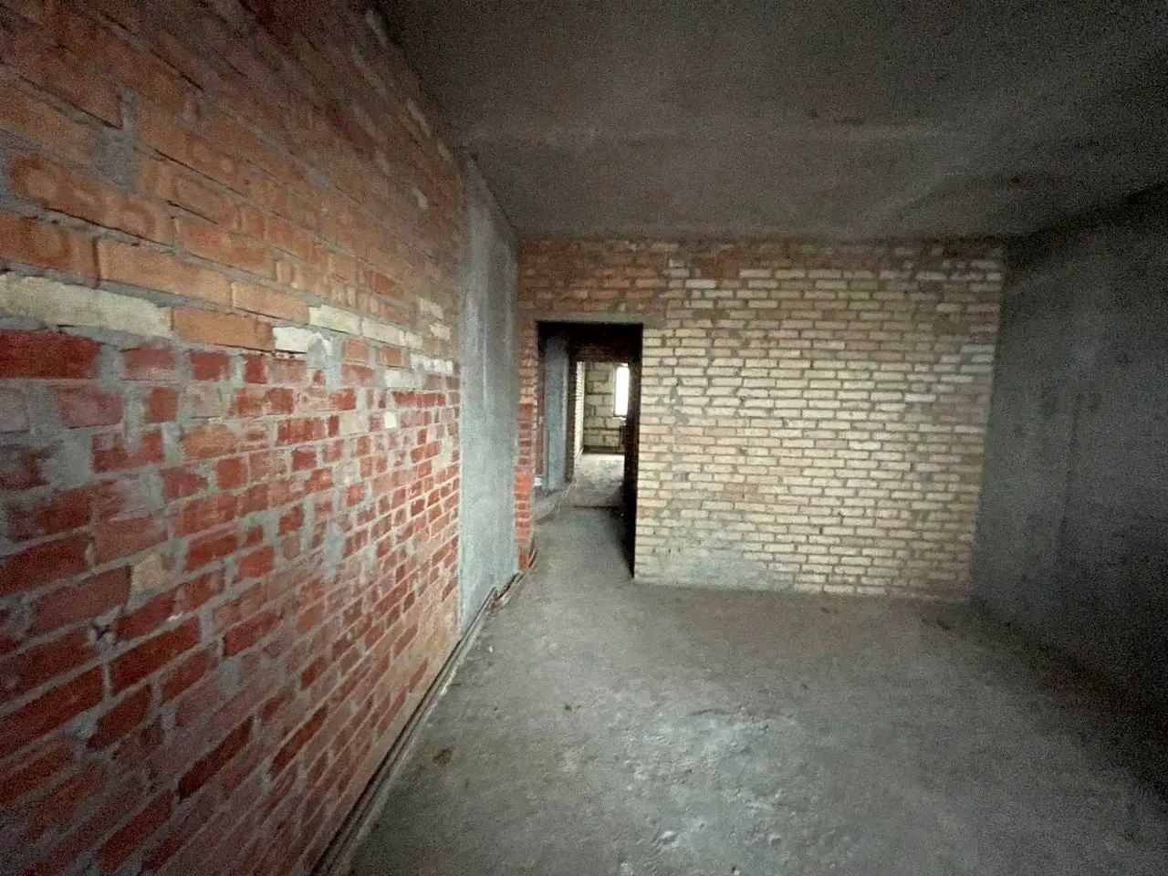 Sale of a 5-room apartment 175.5 sq.m. 27-28 floors