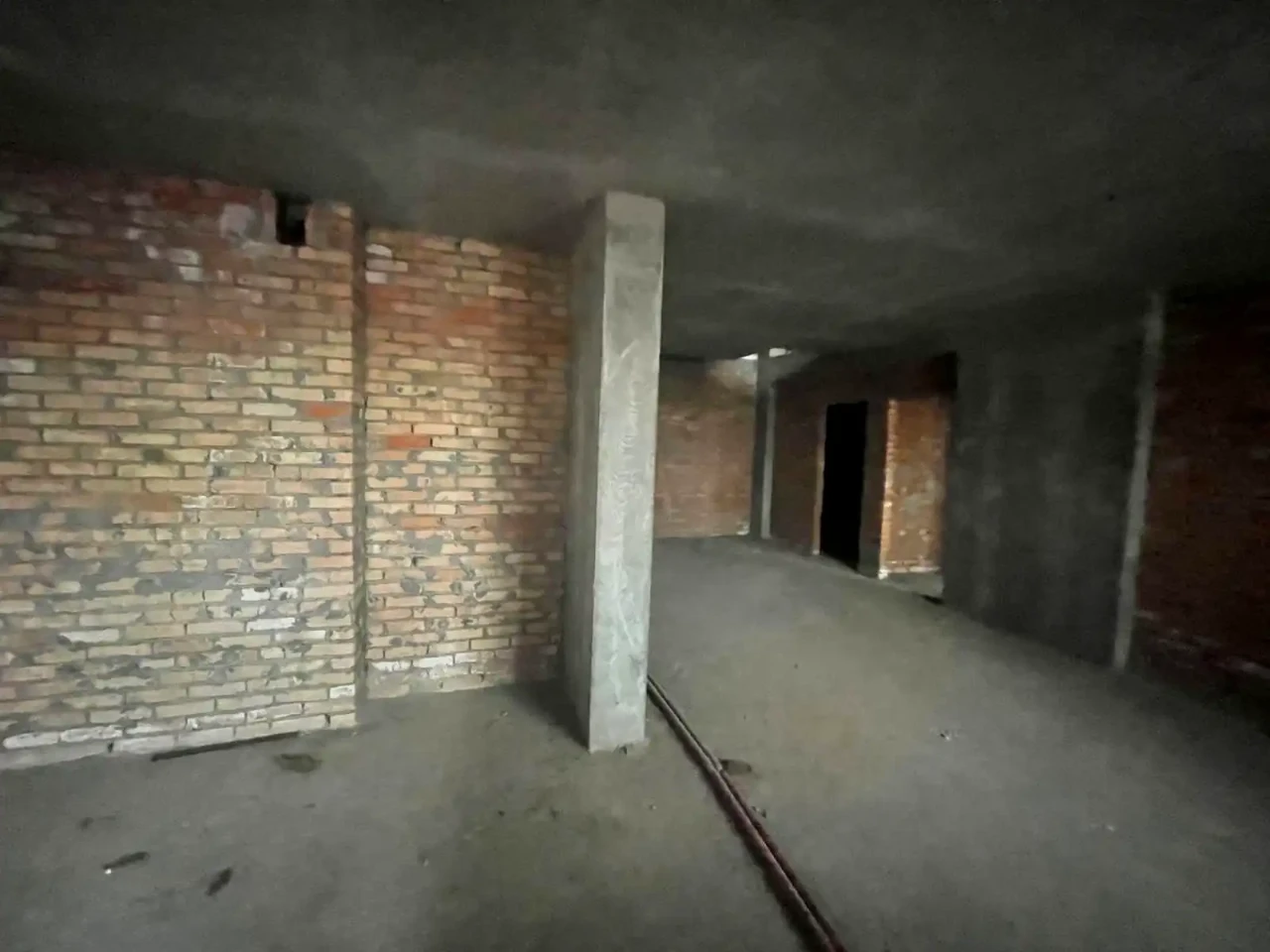 Sale of a 5-room apartment 175.5 sq.m. 27-28 floors