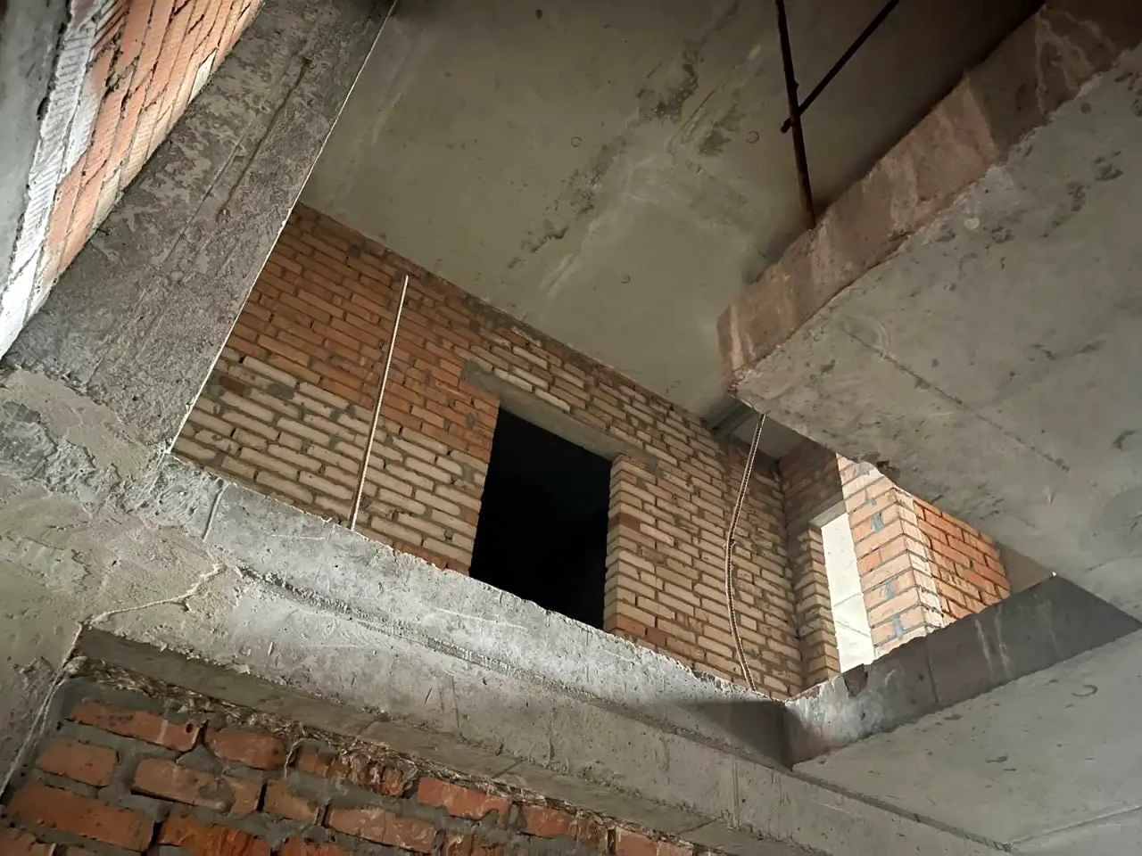 Sale of a 5-room apartment 175.5 sq.m. 27-28 floors