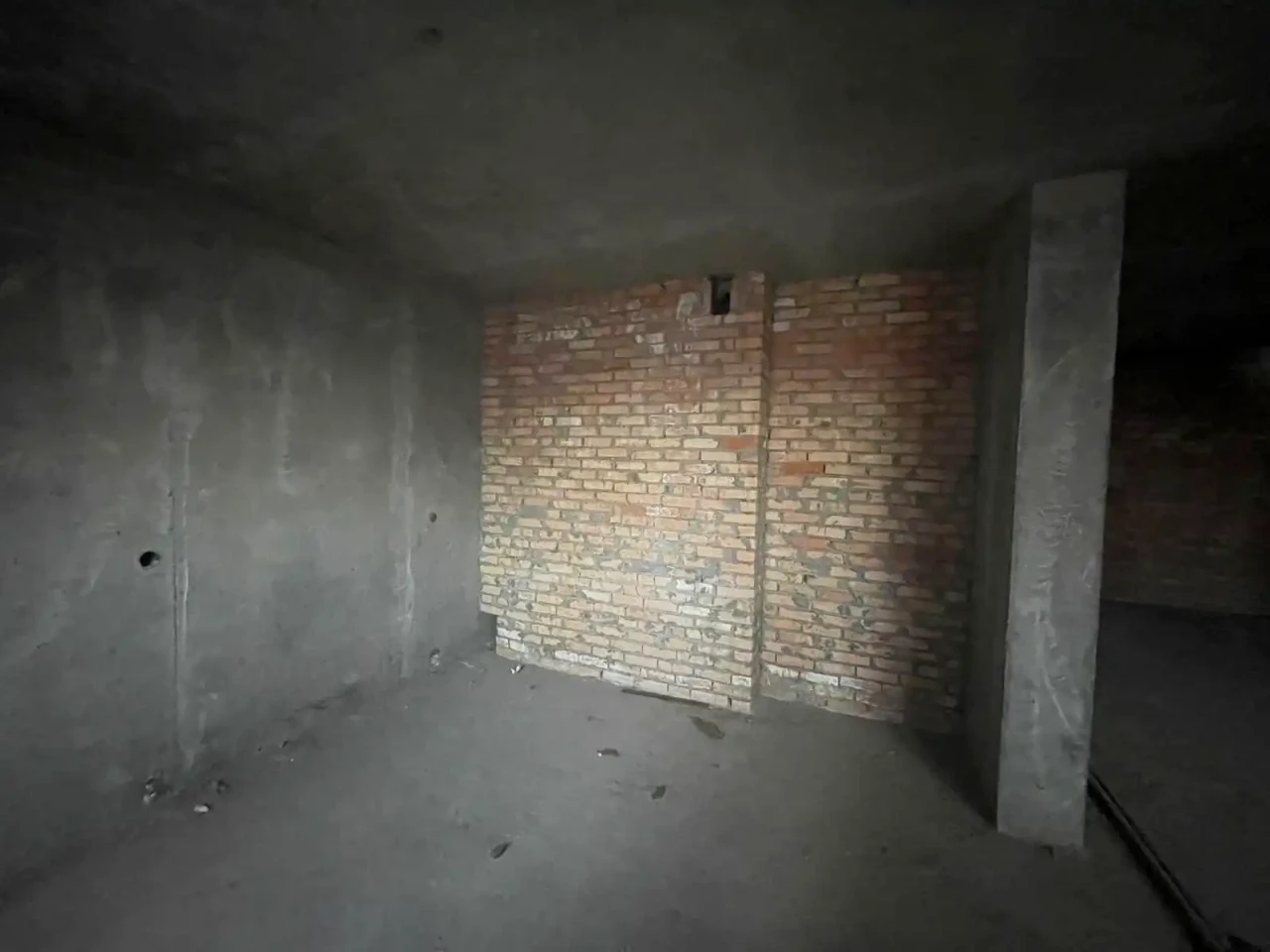 Sale of a 5-room apartment 175.5 sq.m. 27-28 floors