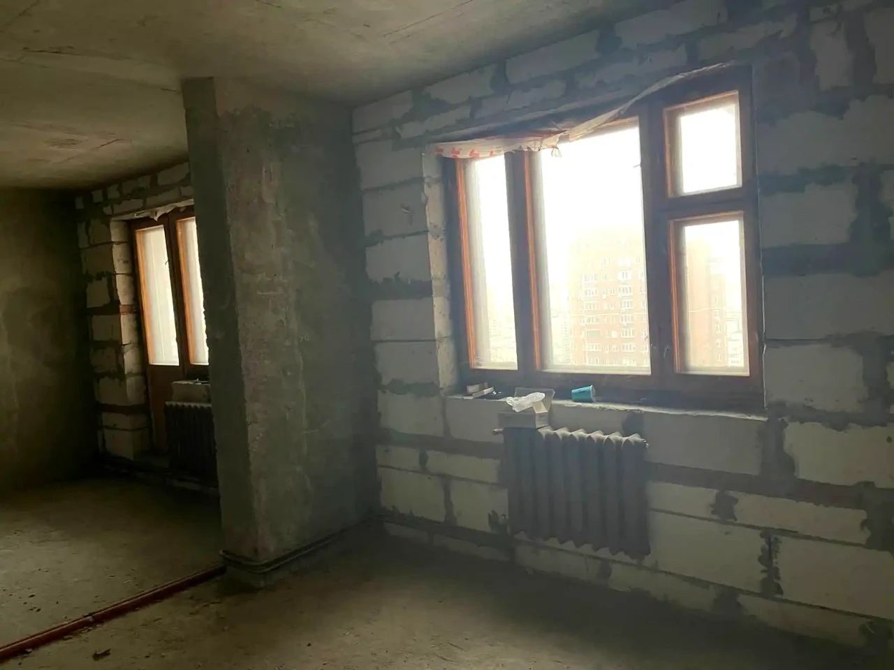 Sale of a 5-room apartment 175.5 sq.m. 27-28 floors