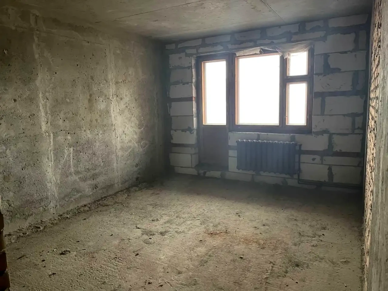 Sale of a 5-room apartment 175.5 sq.m. 27-28 floors