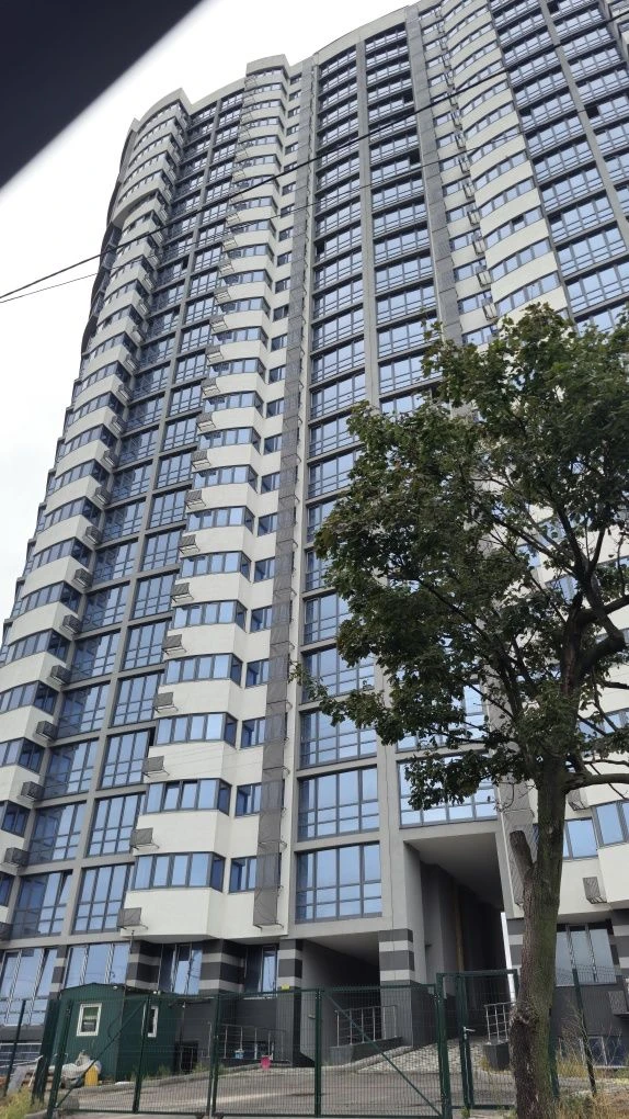 Sale of 1-bedroom apartment in Freedom residential complex, George Narbut street (formerly Vyzvol street)