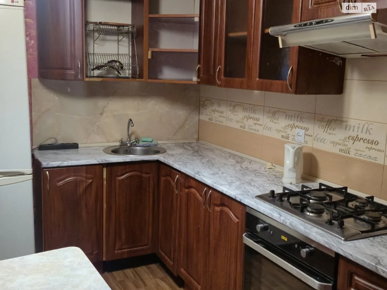 Long-Term Rental Apartment Slav'yanka