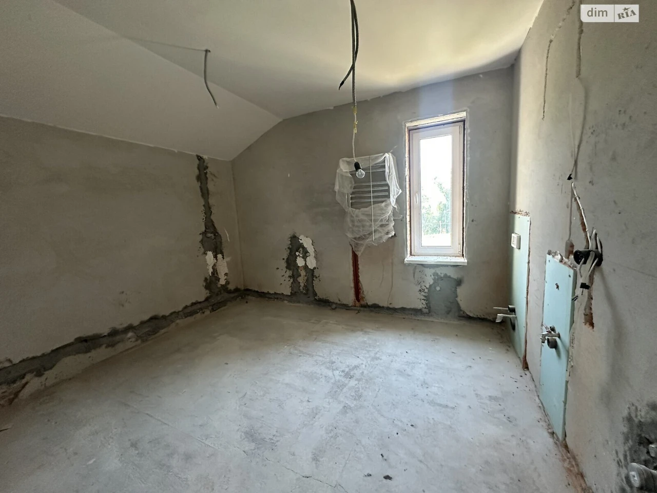 House for Sale - Ruzhnica