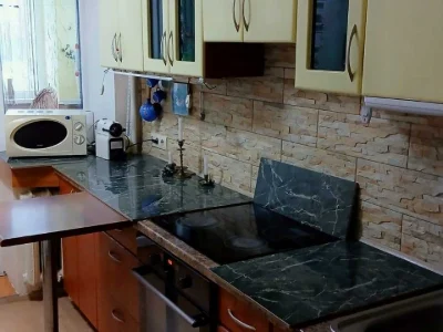 Apartment. Sumy, Chohlodzhirska Pl.