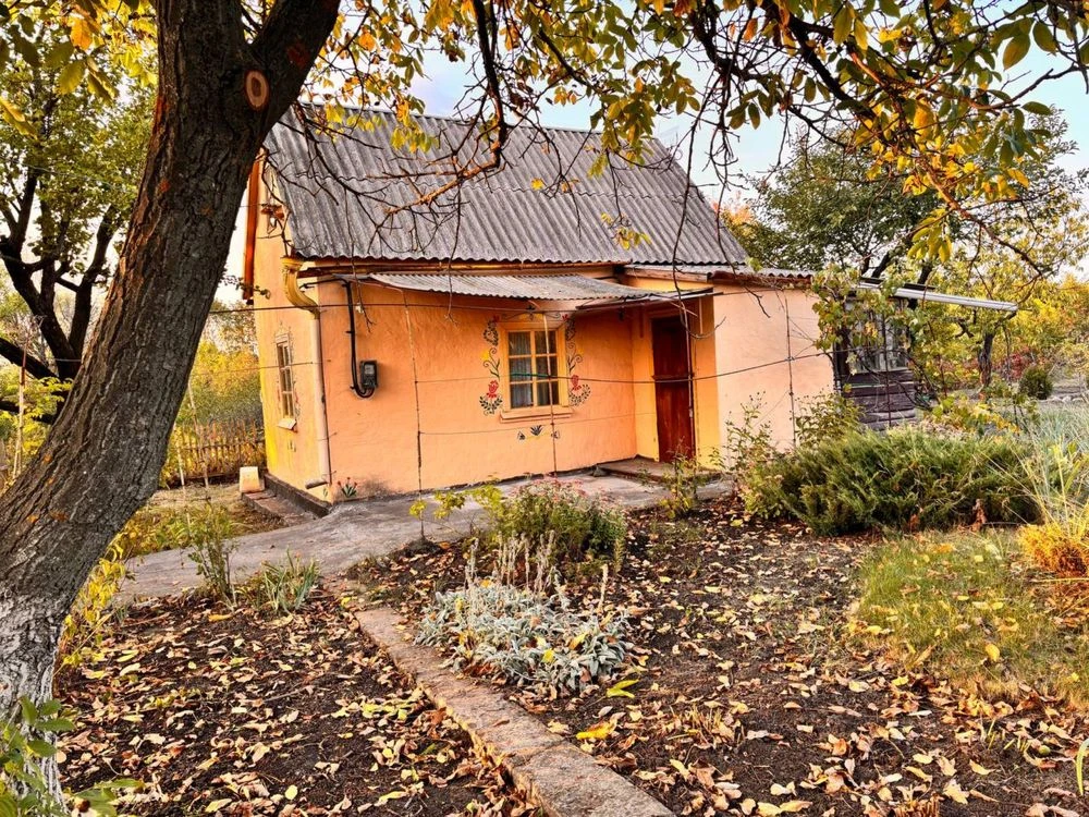 Продам дачу,будинок за містом