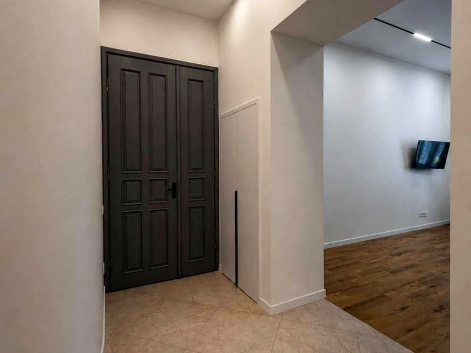 Apartment. Cyril and Methodius Street, Lviv