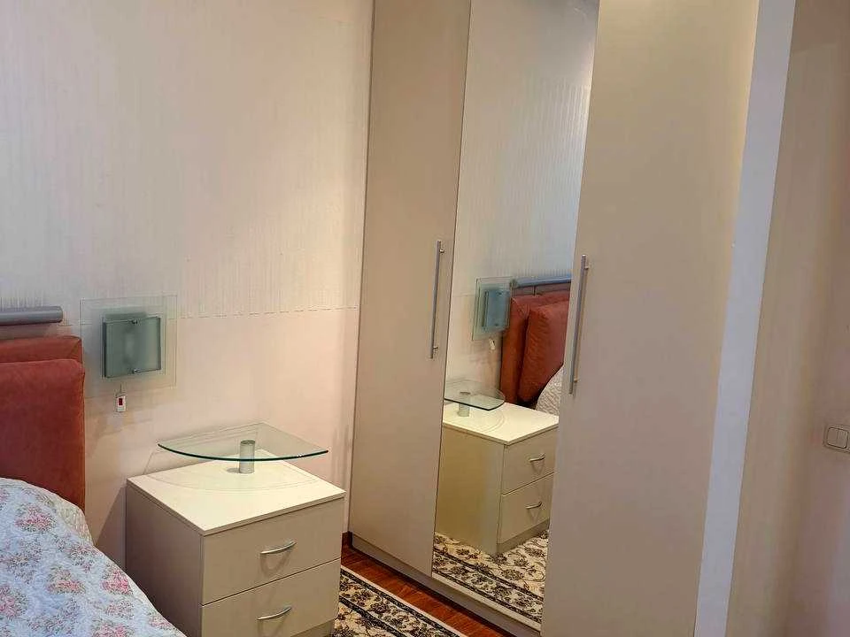 Apartment. Kyiv, Khizh' Zaton st.