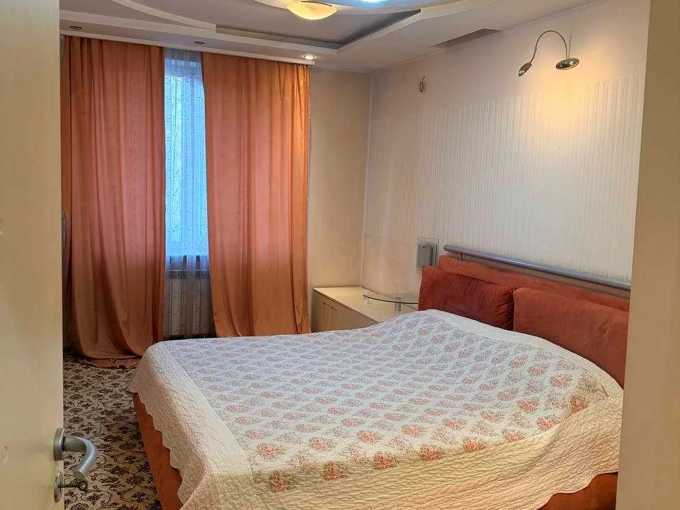 Apartment. Kyiv, Khizh' Zaton st.