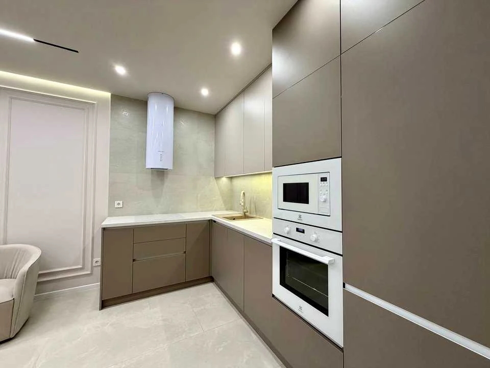 Apartment. Salutna Street, Kyiv