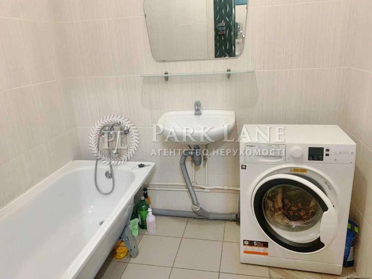 продаж квартири 2км 58,8м 13поверхів в вул. Велика Китаївська 59