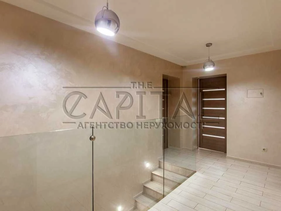 House. Святищенская street, Kyiv.