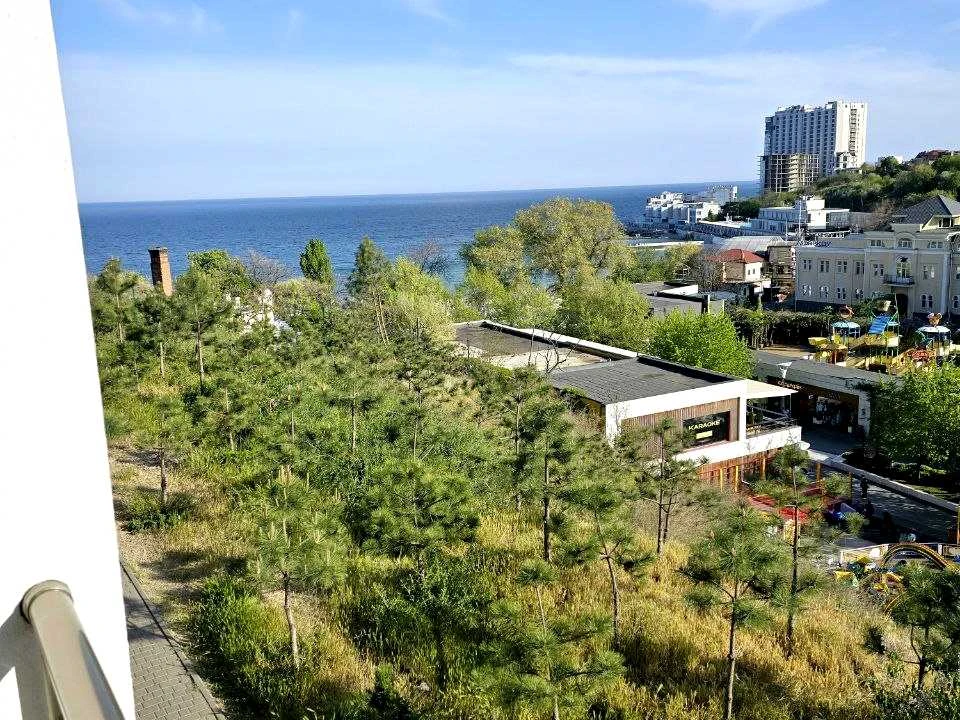 Apartment. Odessa, Arkadiyske plato st.