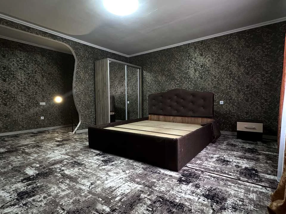 Apartment. Odesa, Michurina Square