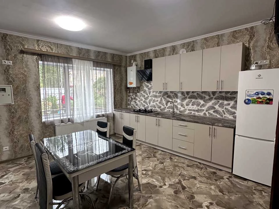 Apartment. Odesa, Michurina Square