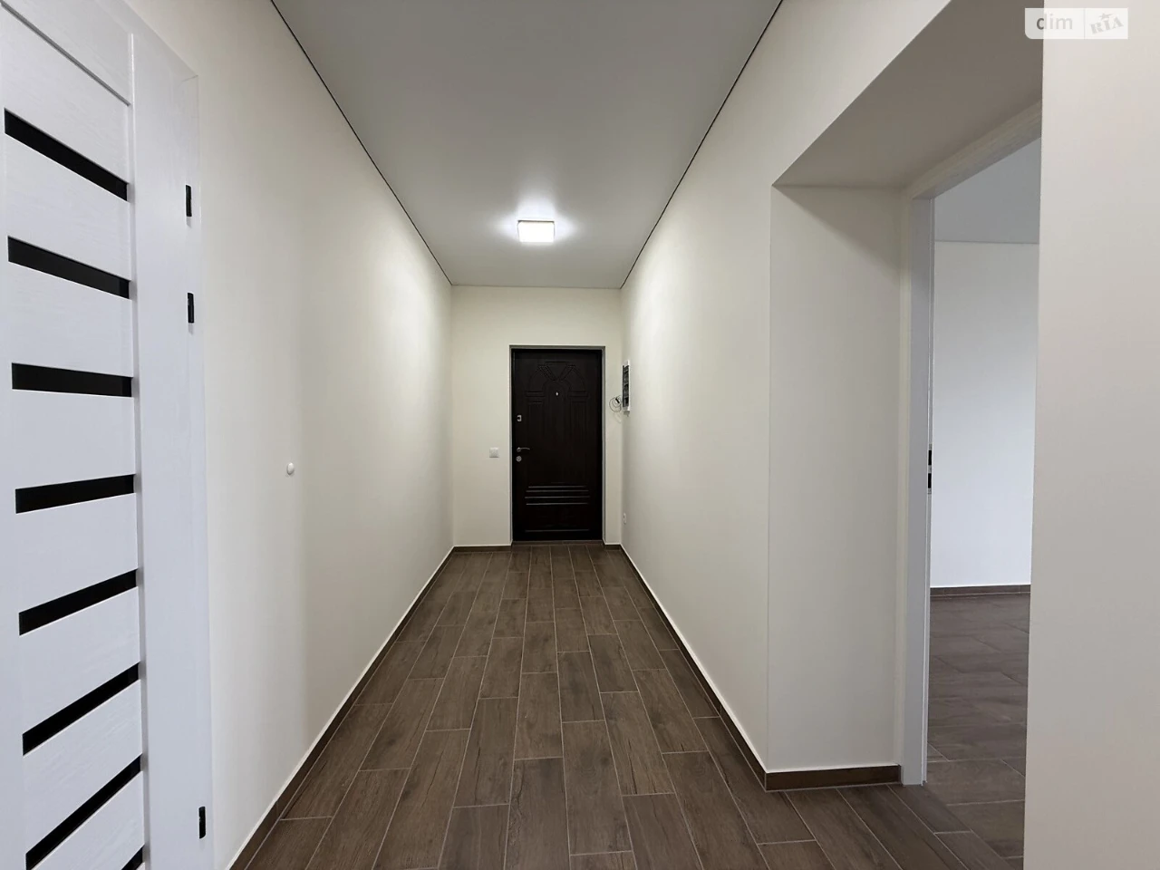 Apartment for Sale: Pasichna