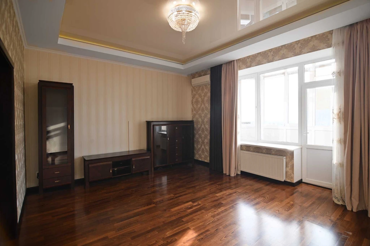 Sale of a fully furnished three-room apartment! Closed territory