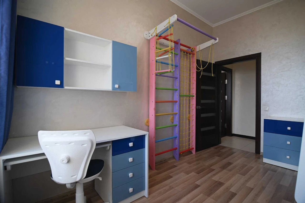 Sale of a fully furnished three-room apartment! Closed territory