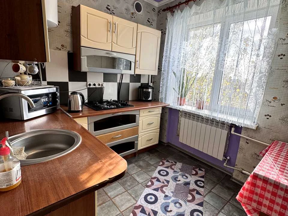 Apartment. Kropyvnytsky, Pashutynska st.