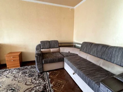 Apartment. Kropyvnytsky, Pashutynska st.