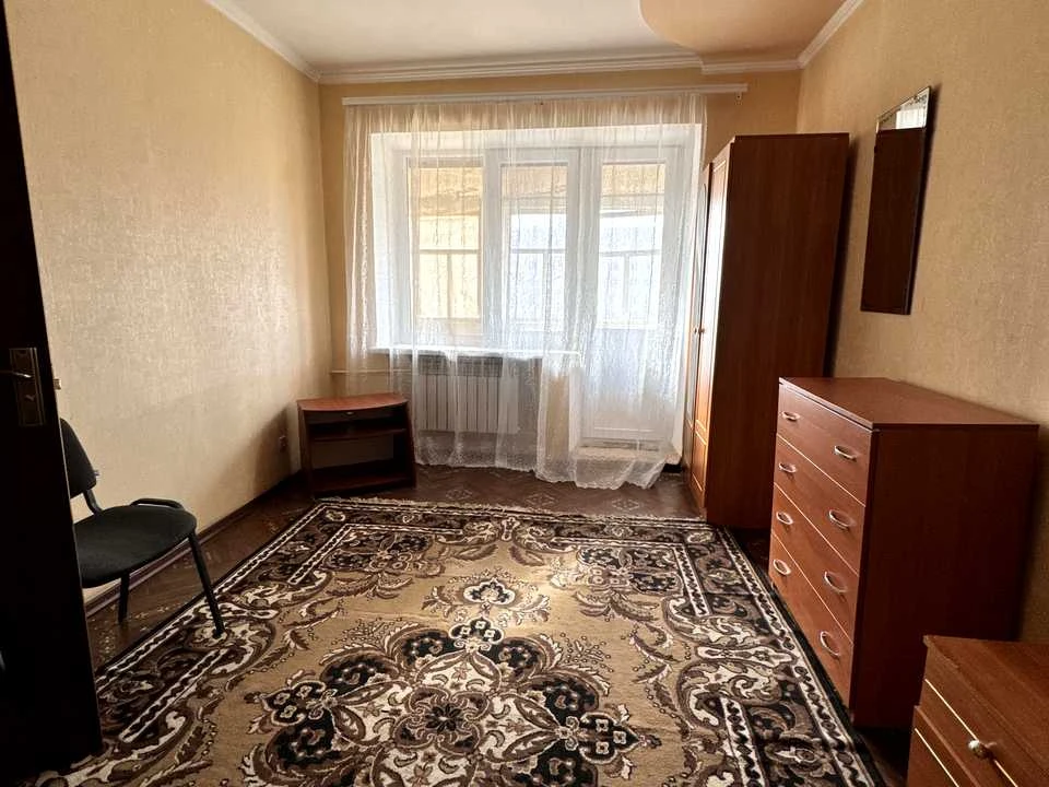 Apartment. Kropyvnytsky, Pashutynska st.