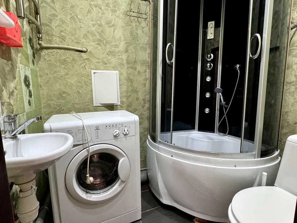 Apartment. Kropyvnytsky, Pashutynska st.