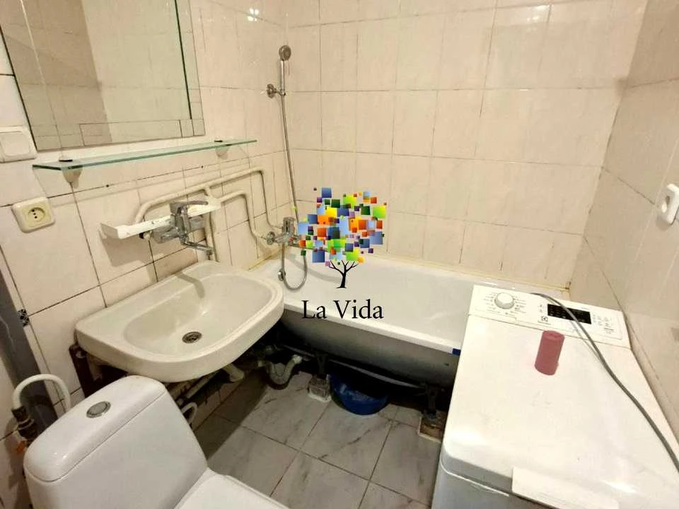 Apartment. Vasyl Halyna Blvd, Kyiv.