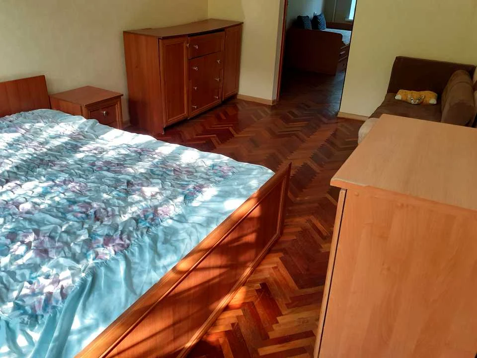 Квартира. Киев, улица Юности