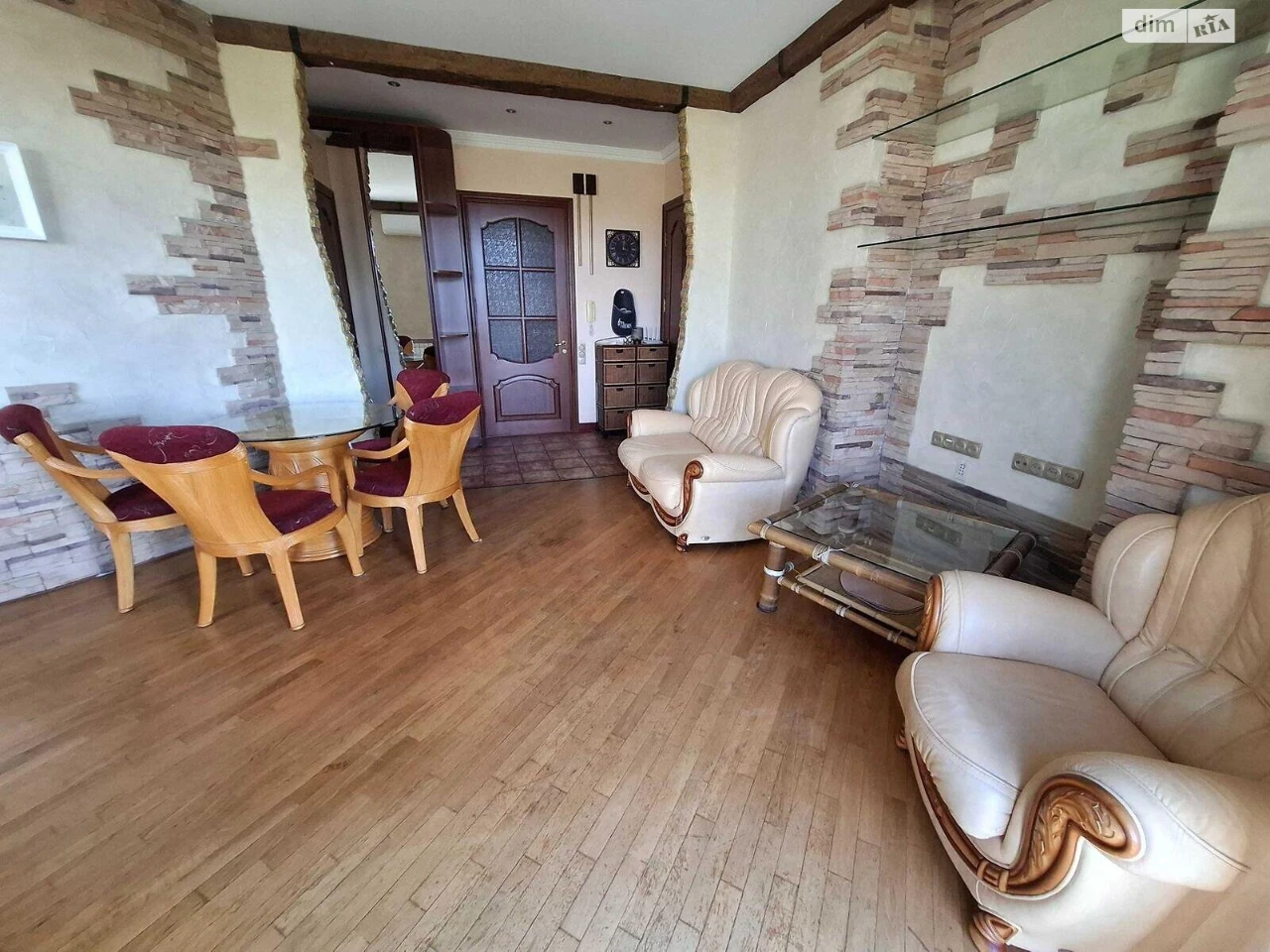 Long-Term Rental Apartment in Lukyanivka