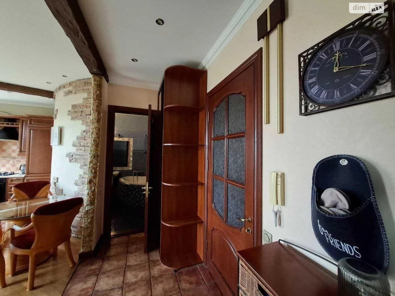 Long-Term Rental Apartment in Lukyanivka