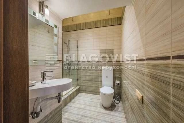 Продажа 3-комнатной квартиры на Тарасовская 30, метро Университет