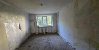 Selling a 30 square meter "khrushka" in Nivki