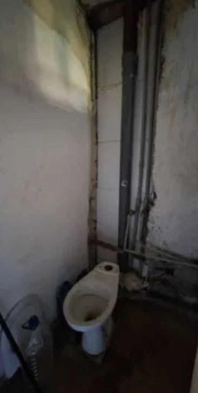 Selling a 30 square meter "khrushka" in Nivki