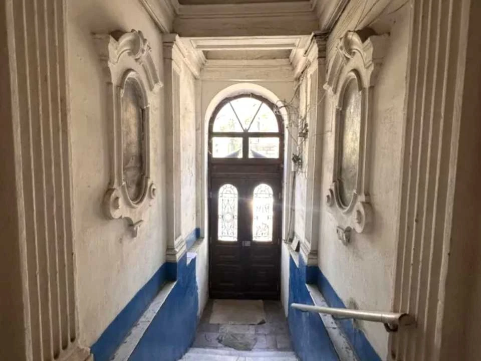Apartment. Odessa, Preobrazhenskaya st.