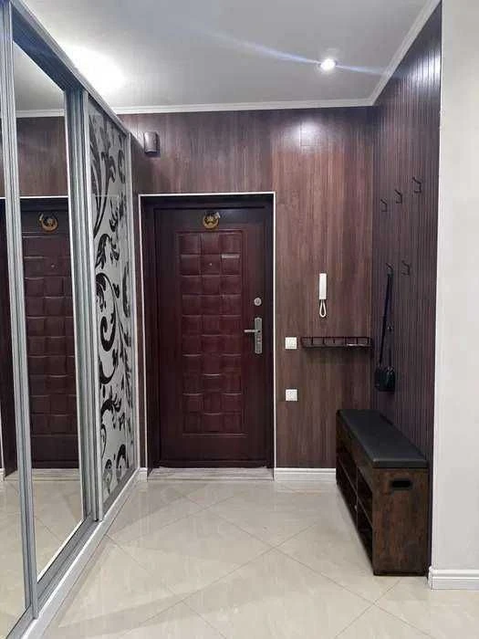 Продам 2-комн. квартиру с РЕМОНТОМ на Котовского ЦЕГЛА+ГАЗ
