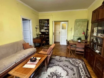 Apartment. Lviv, Oleся Street, Alexander Oleся