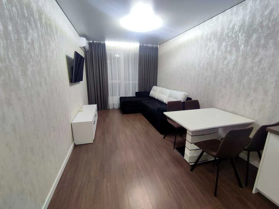 Apartment. Revutsky Street, Kyiv