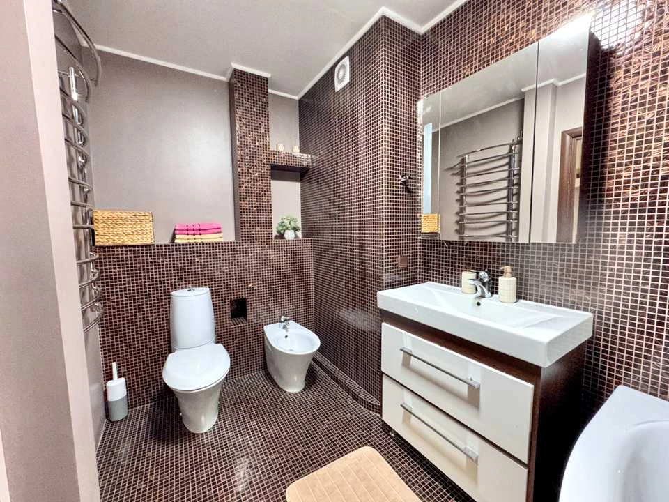 Apartment. Ole Nyzhylka st., Kyiv
