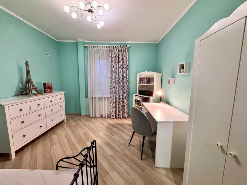 Apartment. Ole Nyzhylka st., Kyiv